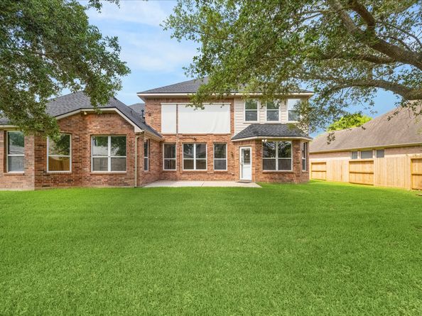 5211 Emerald Trace Court, Sugar Land TX 77479