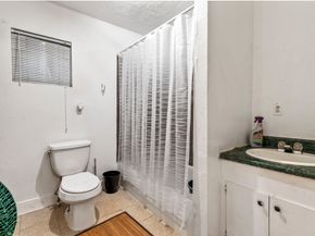 6940 Avenue K, Houston TX 77011