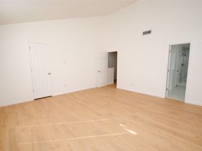 7868 Green Lawn Drive 7868, Houston TX 77088