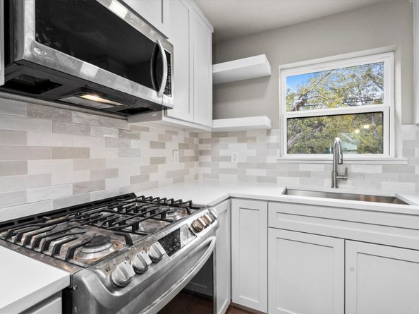 6162 Beldart Street, Houston TX 77033