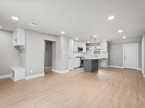 6162 Beldart Street, Houston TX 77033