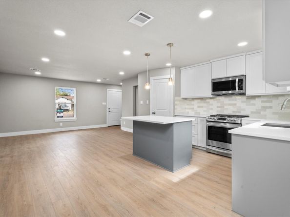 6162 Beldart Street, Houston TX 77033