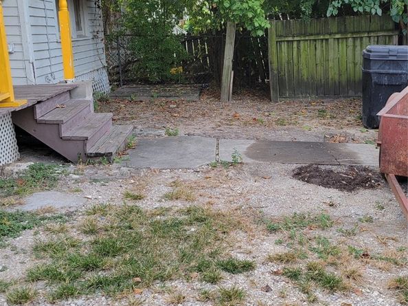 1816 Mckee Street, Houston TX 77009