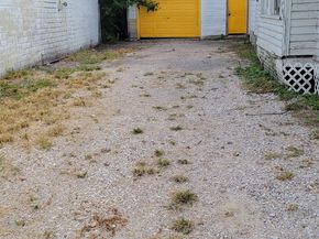1816 Mckee Street, Houston TX 77009