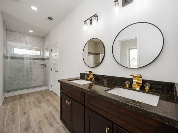 8114 Jeffery Street, Houston TX 77028