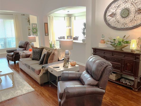 25206 Hawthorne Blossom Drive, Spring TX 77389