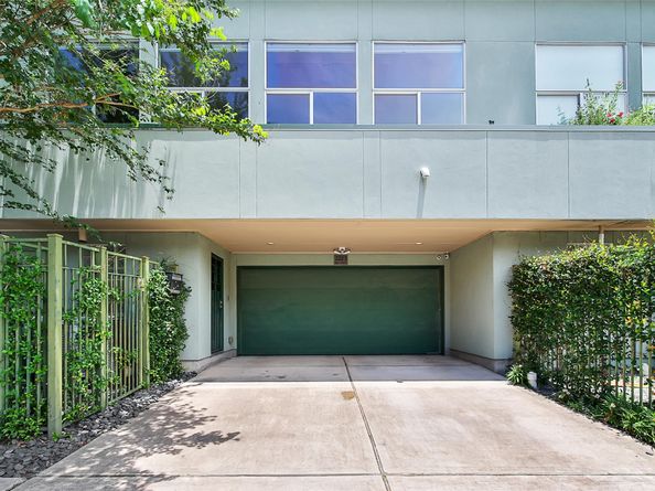 2223 Taft Street, Houston TX 77006