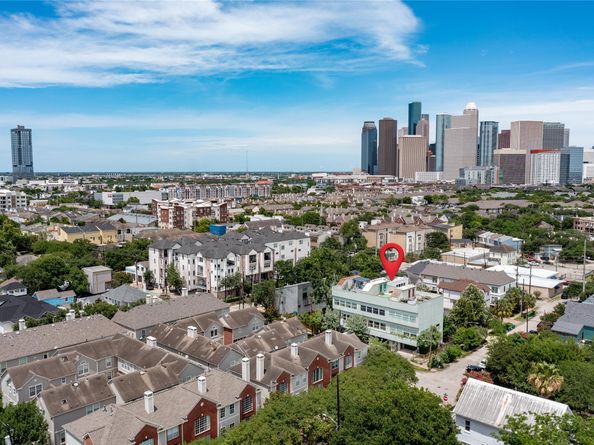 2223 Taft Street, Houston TX 77006
