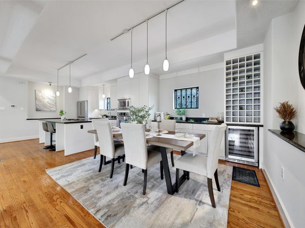 2223 Taft Street, Houston TX 77006