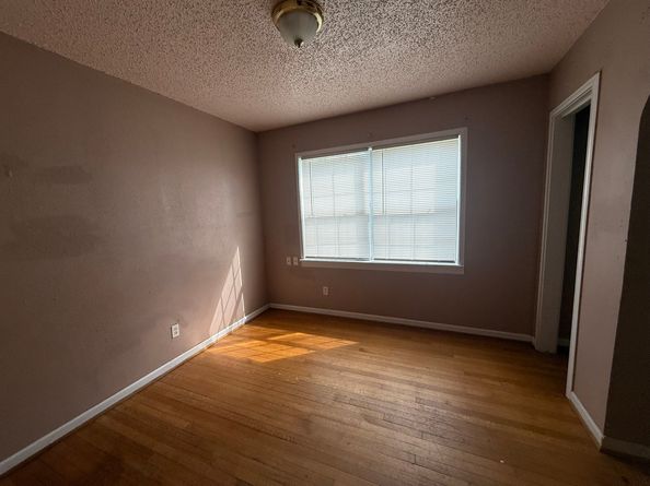 10362 Duncum Street, Houston TX 77013