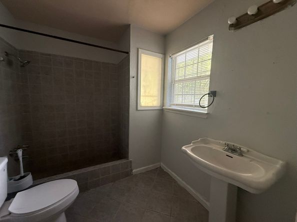 10362 Duncum Street, Houston TX 77013