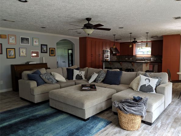 9614 Greenwillow Street, Houston TX 77096