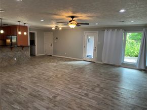 9614 Greenwillow Street, Houston TX 77096
