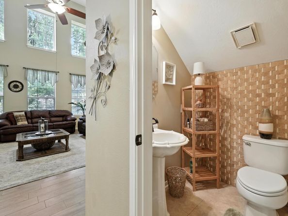 98 S Dreamweaver Circle, The Woodlands TX 77380