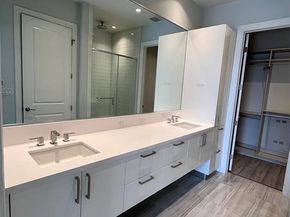 1211 Caroline Street 1708, Houston TX 77002