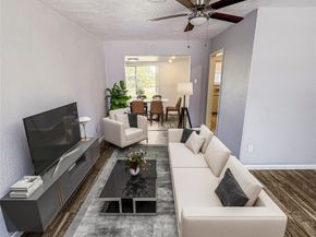 9011 Parkette, Houston TX 77078