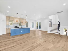 5439 Darling Street, Houston TX 77007