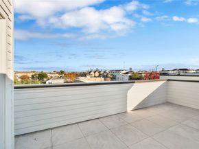 5439 Darling Street, Houston TX 77007