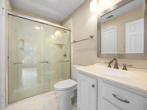 1933 Country Club Boulevard, Sugar Land TX 77478