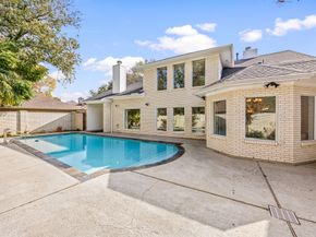 1933 Country Club Boulevard, Sugar Land TX 77478