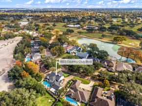 1933 Country Club Boulevard, Sugar Land TX 77478
