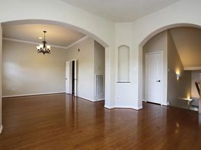 5615 Winsome Villas Lane H, Houston TX 77057