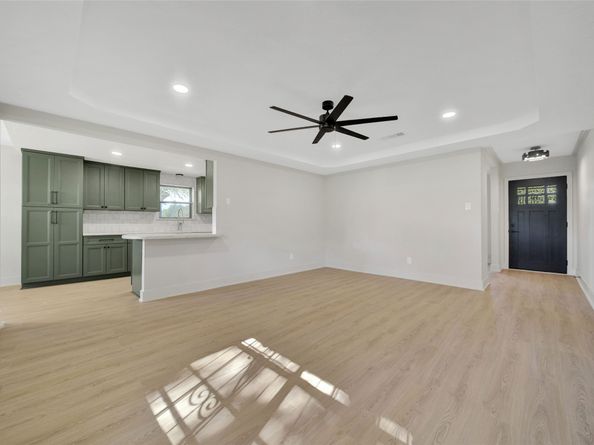 3022 Sparrow Street, Houston TX 77051