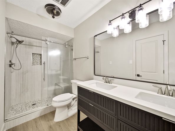 3022 Sparrow Street, Houston TX 77051