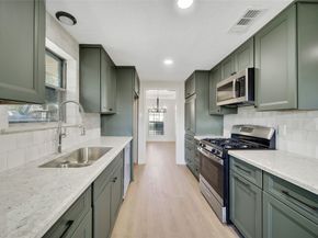 3022 Sparrow Street, Houston TX 77051