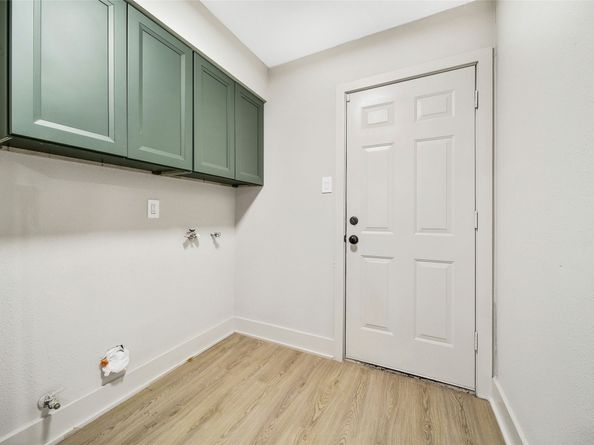 3022 Sparrow Street, Houston TX 77051