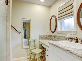 8019 Colgate Street, Houston TX 77061