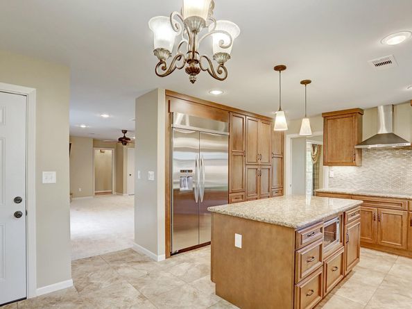 8019 Colgate Street, Houston TX 77061