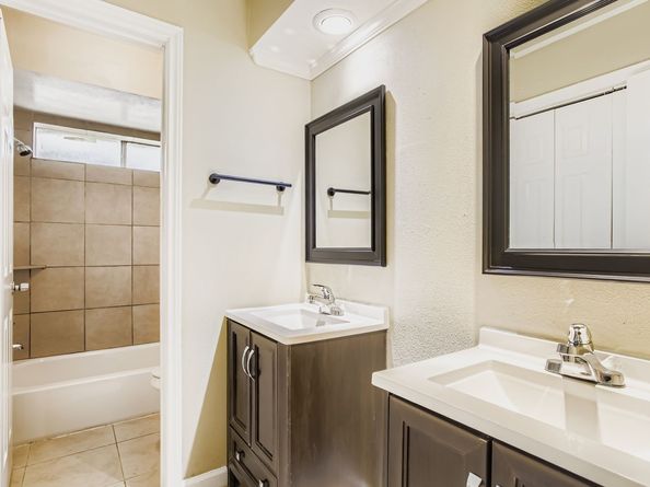 15710 Sandy Hill Drive, Houston TX 77084