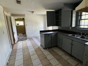 7625 Pointer Street, Houston TX 77016