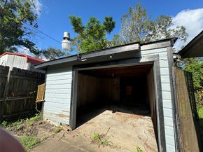 7625 Pointer Street, Houston TX 77016