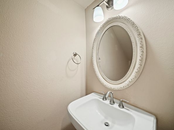 1121 Beall Landing Court, Houston TX 77008