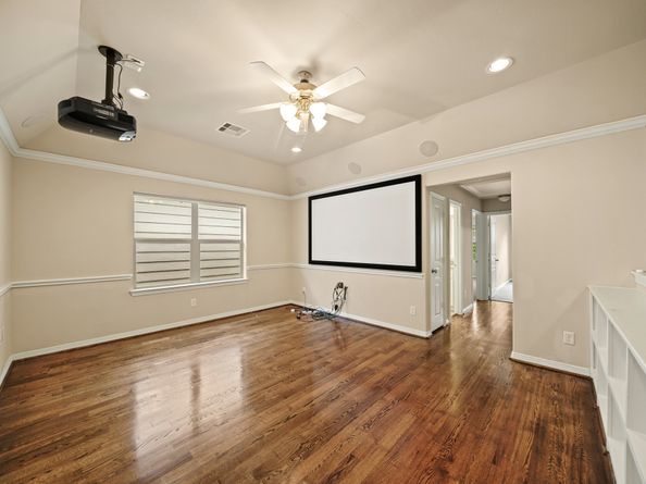 1121 Beall Landing Court, Houston TX 77008