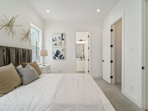 1403 W 21st St B, Houston TX 77008