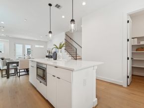 1403 W 21st St B, Houston TX 77008