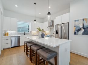 1403 W 21st St B, Houston TX 77008