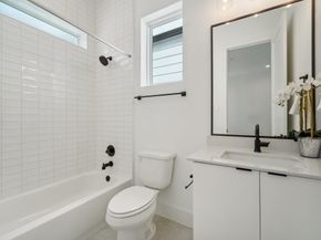 1403 W 21st St B, Houston TX 77008