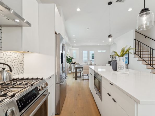 1403 W 21st St B, Houston TX 77008