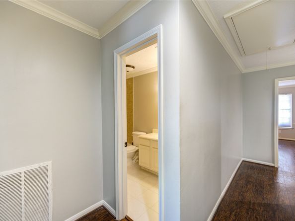 940 Wycliffe Drive 6, Houston TX 77079