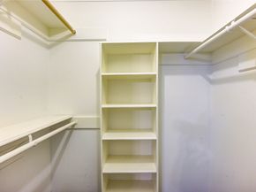 940 Wycliffe Drive 6, Houston TX 77079