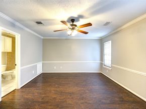 940 Wycliffe Drive 6, Houston TX 77079