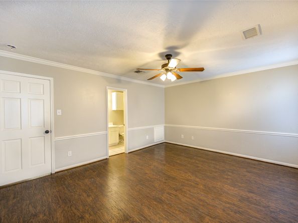 940 Wycliffe Drive 6, Houston TX 77079