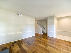 940 Wycliffe Drive 6, Houston TX 77079