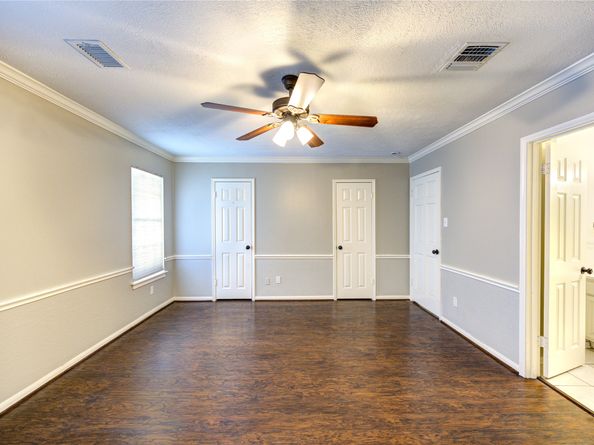 940 Wycliffe Drive 6, Houston TX 77079