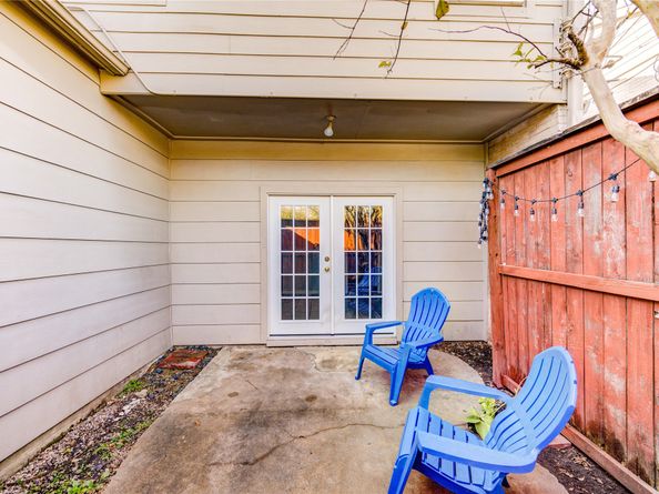 940 Wycliffe Drive 6, Houston TX 77079