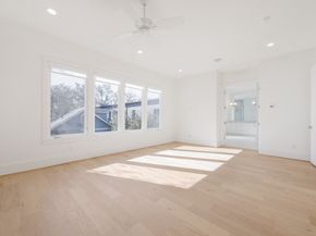 1119 Willard Street, Houston TX 77006